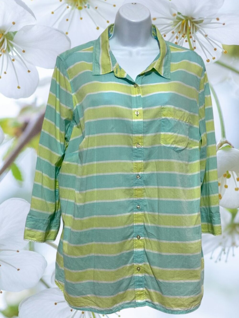 JCPenney-Women's Plus Size 2X Button Top Light Weight Striped Collared V-Neck